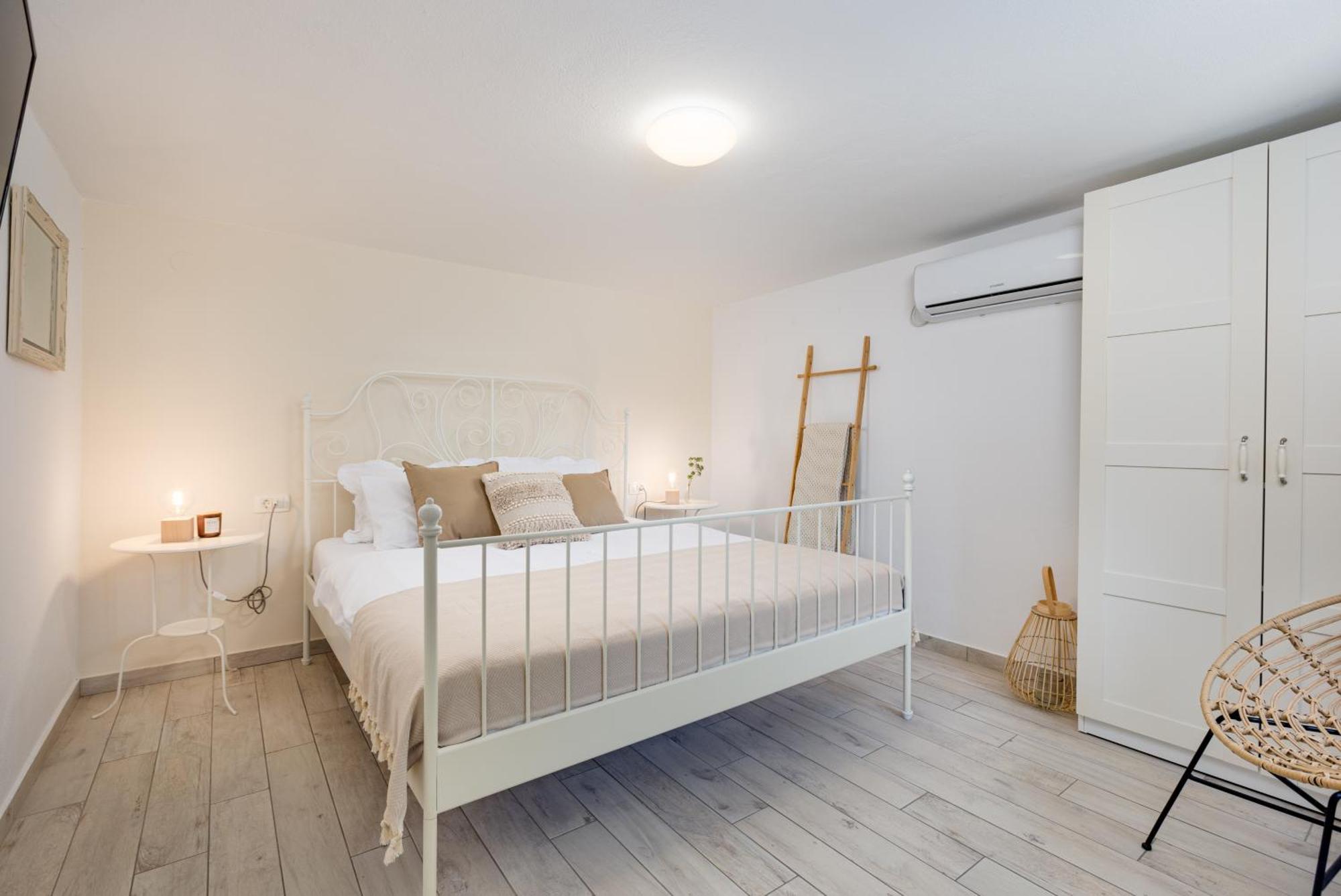 Villa Kalic Garica Eksteriør billede